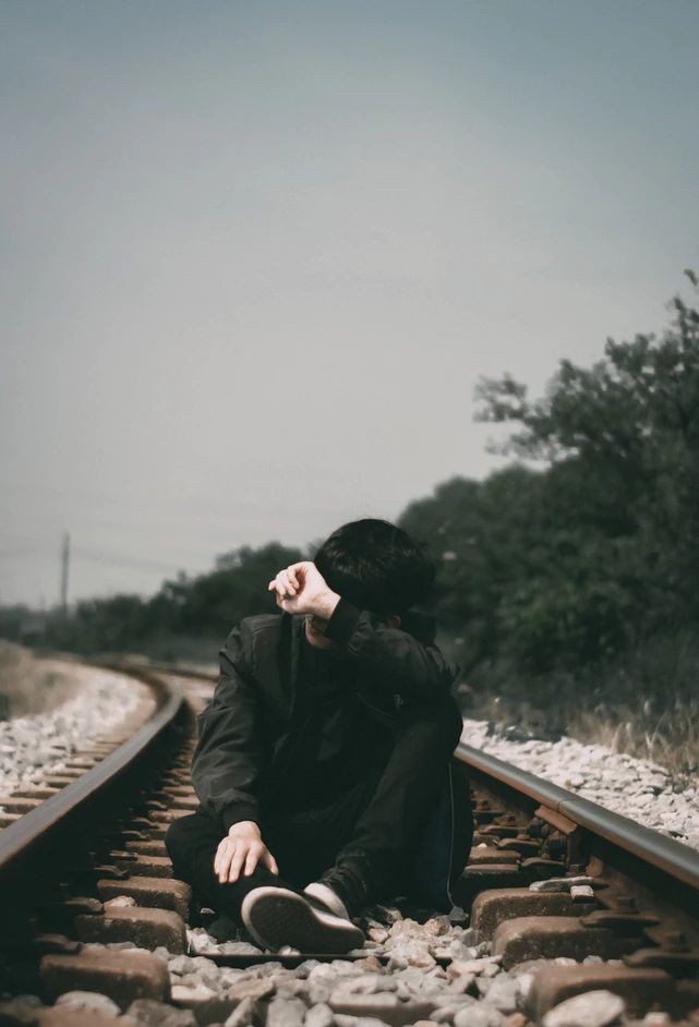 alone dp