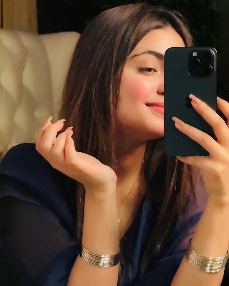 ladki ki photo