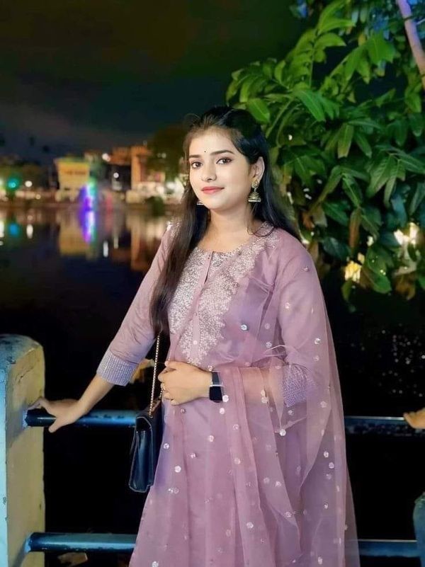 ladki ki photo