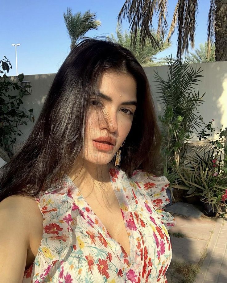 ladki ki photo