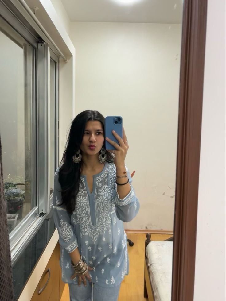 ladki ki photo