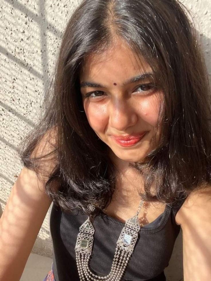 ladki ki photo