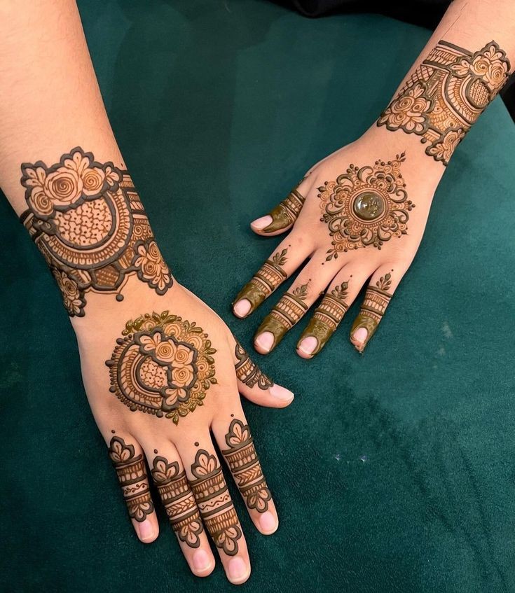 mehndi design photo