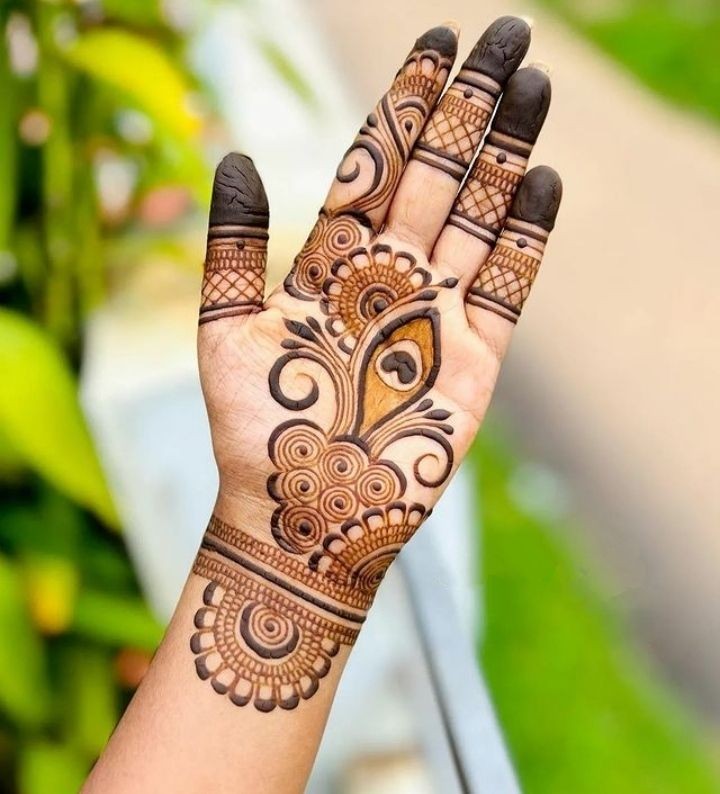 mehndi design photo